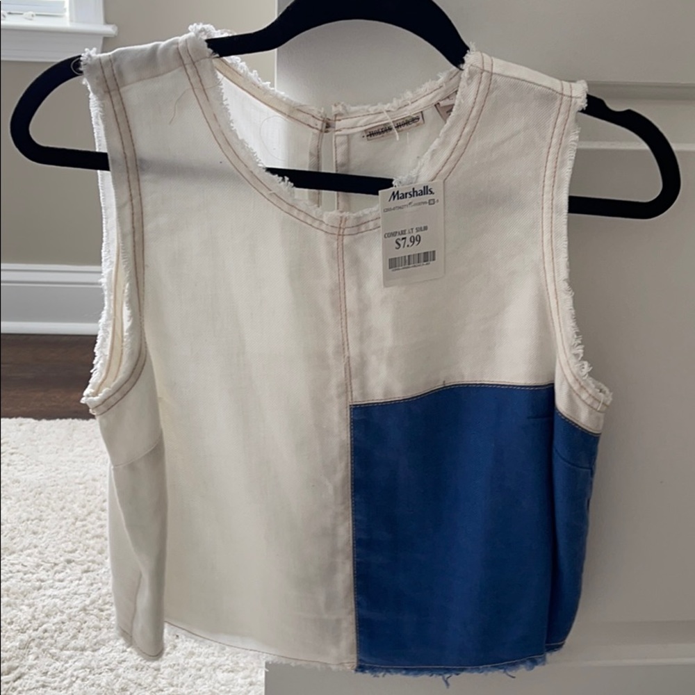 muscle tank top